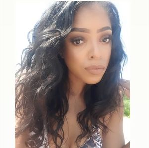 Meet your Posher, Shenae